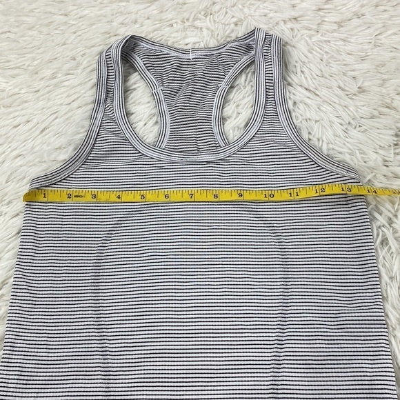 Lululemon Swiftly Tech Tank - Picture 2 of 4